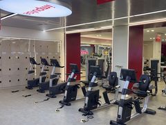 -英派斯健身旗舰店(海信国际中心馆)