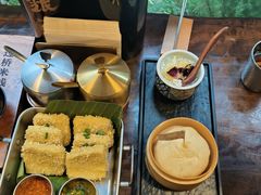 -银米·云南传统过桥米线(双廊黑金冠店)