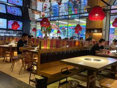 大堂-小骨煲金华砂锅(转塘金街美地店)