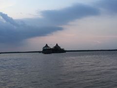 -洞里萨湖