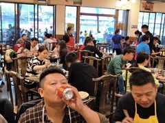 大堂-肖肖酸萝卜鱼火锅(总店)