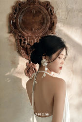 -莫兰迪婚纱摄影
