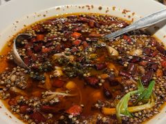 -八府香鸭·啫啫煲(华山路店)