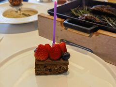 -AZUR聚(香格里拉饭店)