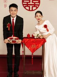 -伯爵婚纱摄影(光谷店)
