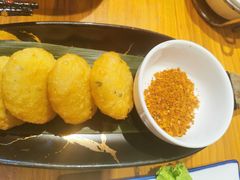 -野山舂·贵州现舂酸汤火锅(鸿通城店)