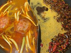 -壹兆圆重庆火锅手工炒底料(长白格林玫瑰湾店)