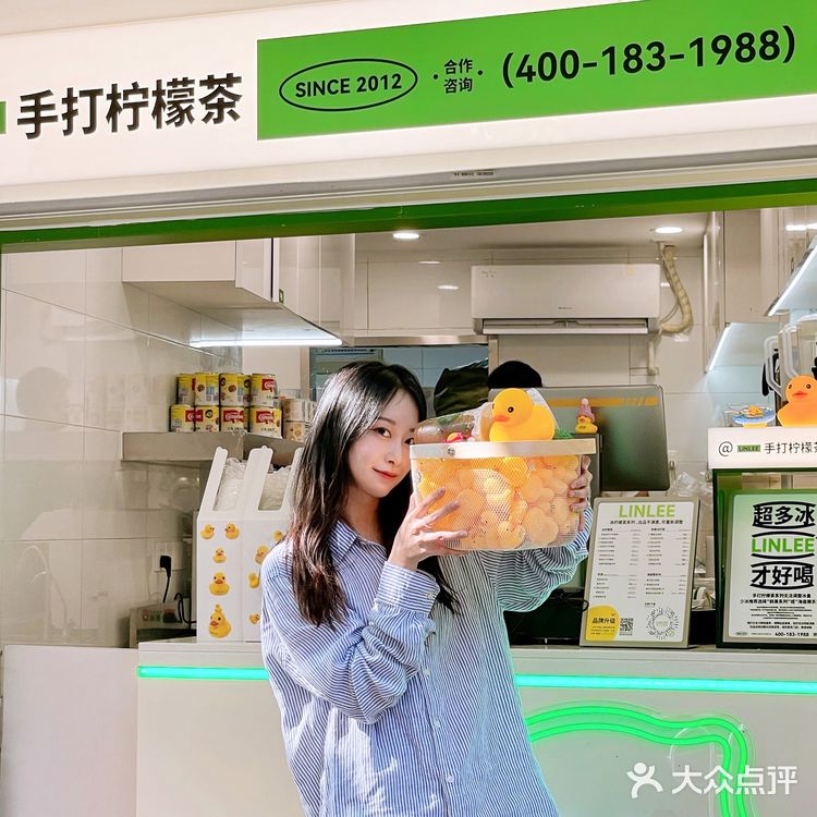 南京首家"喝柠檬茶送小黄鸭"🐥巨巨巨可爱