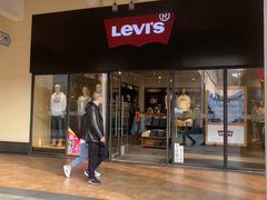 -王府井奥莱临潼小镇(临潼店)