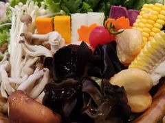 -湊湊火锅·茶憩(杭州湖滨银泰in77店)
