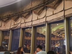 -怡豪大饭店·银顶旋转餐厅