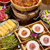 观前火锅新店｜为什么这么多人排队