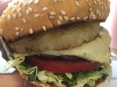 -The Habit Burger Grill 哈比特汉堡(爱琴海店)