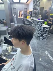 -米可造型烫发染发