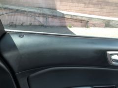 -京伟修鞋洗鞋奢侈品皮具护理店