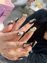 -UGIRL有个美甲
