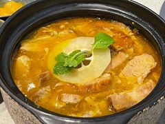 酸木瓜炖牛腩-半山腰·云南菜(侨福芳草地店)