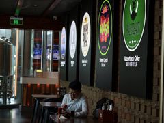 -The BREW·酿餐厅(浦东嘉里大酒店)