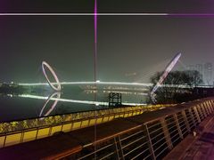 -南京眼步行桥