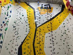 -问山MountQuest攀岩馆