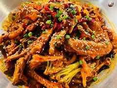 -张大师鸭爪爪特色干锅(南湖店)