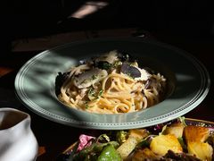-JINNS锦时 steak&pizza(浸信会礼拜堂旧址店)