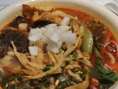 -丽丽三鲜螺蛳粉(田林路店)