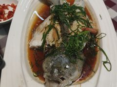 清蒸鱸魚-陈记粤湛鸡饭店