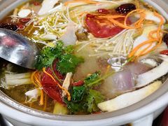 -云南印象昭通天麻火腿鸡(新疆石油花园二期店)