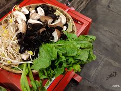 -蜀辣居鲜货老火锅(红牌楼店)