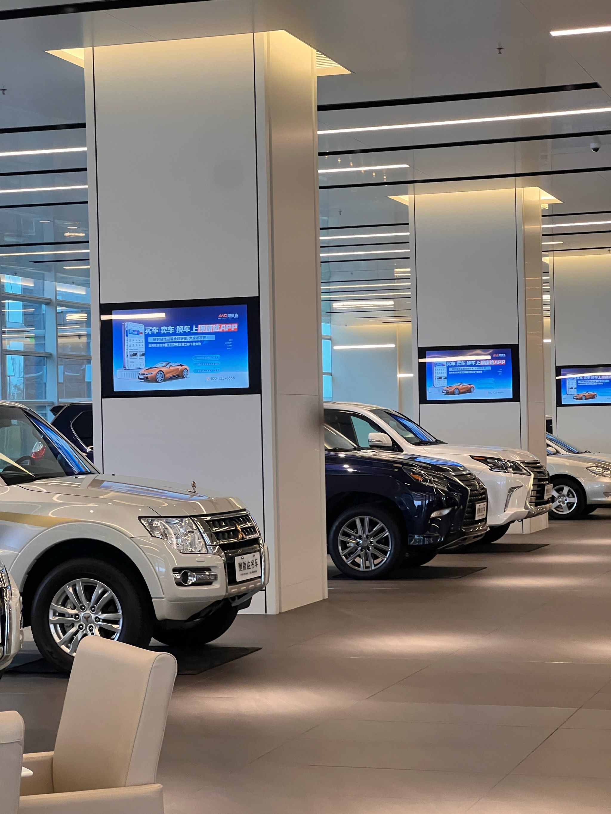 双流新开了超大二手车展厅