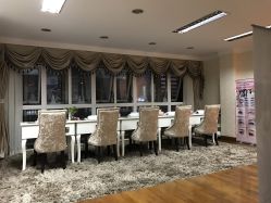 -EMILY艾枚莉美甲美睫·美颜·现磨咖啡