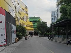 -经纬汇-停车场