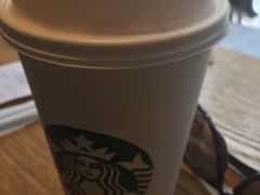 -星巴克(洛阳中州路王府井店)