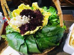 -左庭右院鲜牛肉火锅(金山万达店)