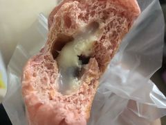 草莓麻薯包包-顶东面包花园·生日蛋糕(世博店)