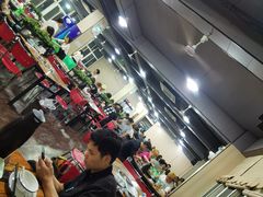 大堂-皖北巫氏三胖地锅鸡(长淮总店)