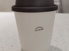 Latte-black rainbow coffee