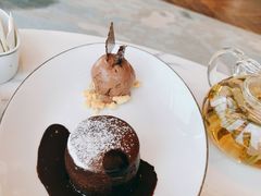 巧克力熔岩蛋糕-悦厅·下午茶(杭州柏悦酒店)