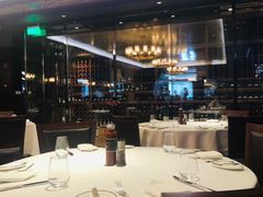 大堂-Wolfgang’s Steakhouse 沃夫冈牛排馆(上海白玉兰广场店)