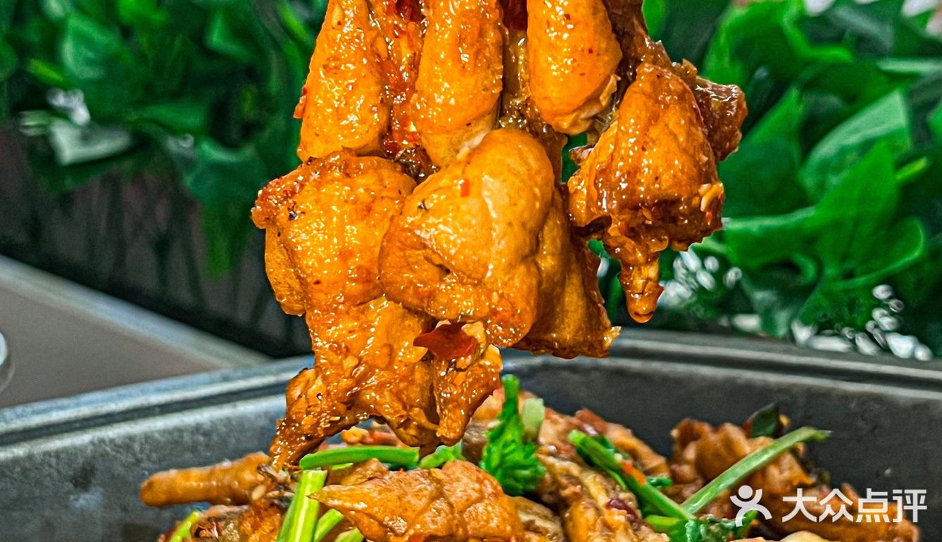 来蛙来哒🉑以又吃蛙又吃龟🐢