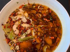 -麻六记(凤凰汇店)