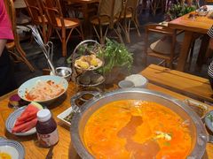 -野山舂·贵州现舂酸汤牛肉(鸿通城店)