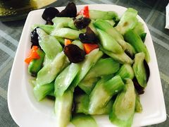 -天天向上素食餐厅(五台山店)