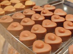 -Laderach 莱德拉(上海环贸iapm店)