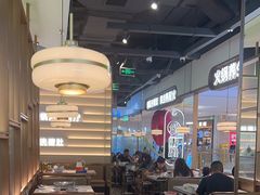 -洪氏嗨捞·广东猪肚鸡·椰子鸡火锅(西咸万象城店)