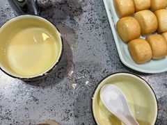 -八次方巴乡石锅鱼·金海湖水库活鱼(谷丰东路店)