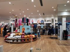 -优衣库(郑州丹尼斯大卫城店)