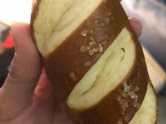 -啊噗吐呦现场烘焙(麦凯乐店)