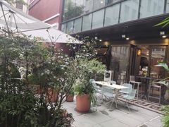 -潮一不贰·法式甜品·生日蛋糕·西式简餐(外滩店)